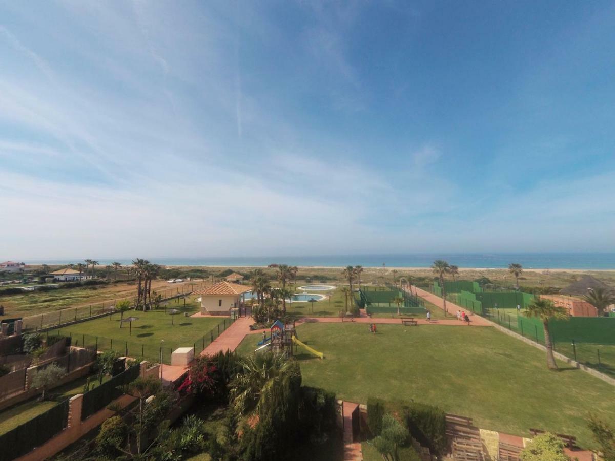 Casa En Primera Linea De Playa Захара-де-лос-Атунес Экстерьер фото