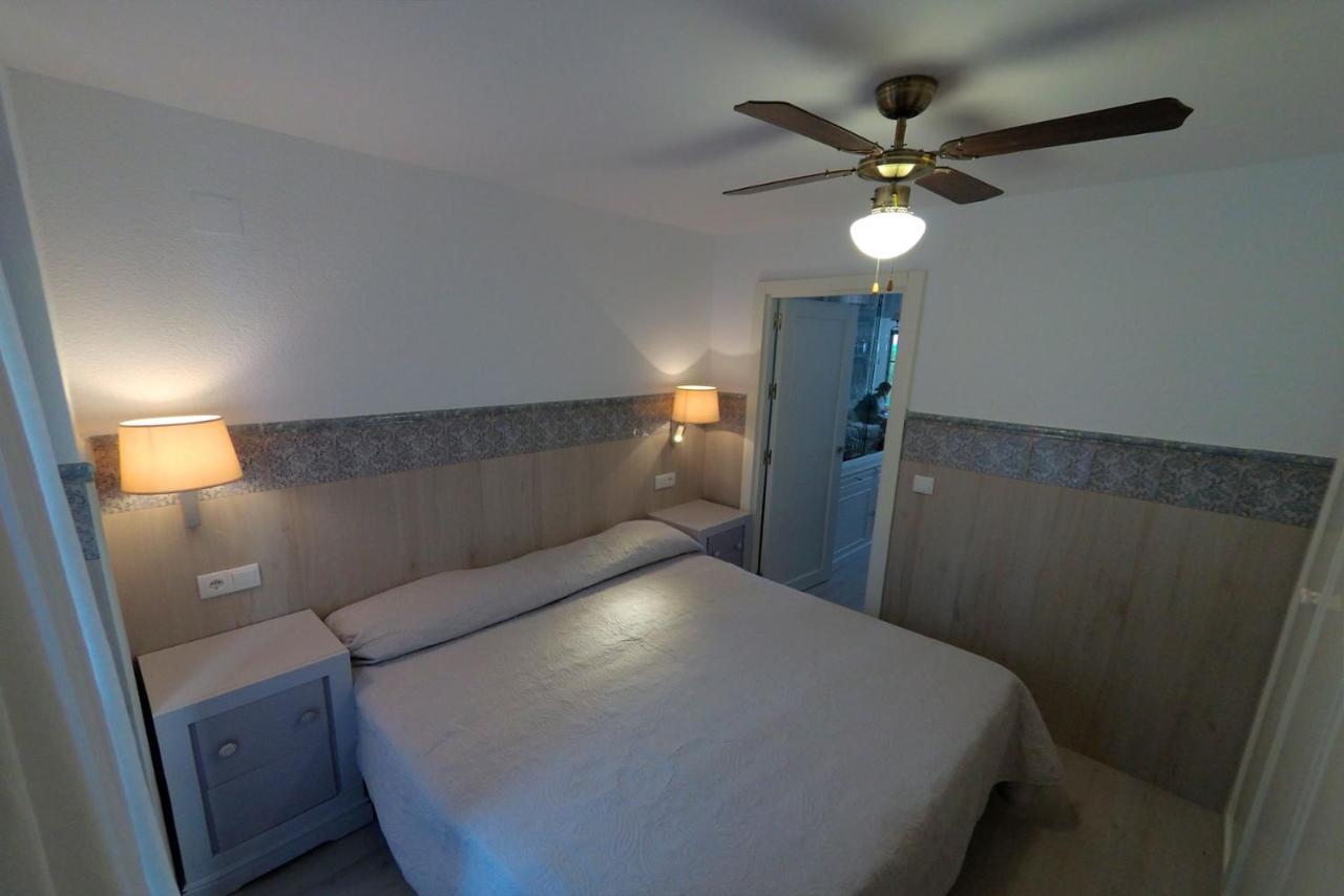 Casa En Primera Linea De Playa Захара-де-лос-Атунес Экстерьер фото